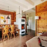Cottages, Turf House * Torfhaus