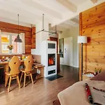 Semesterbostad Cottages, Turf House