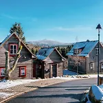 Cottages, Turf House トルフハウス