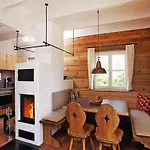 Cottages, Turf House * トルフハウス