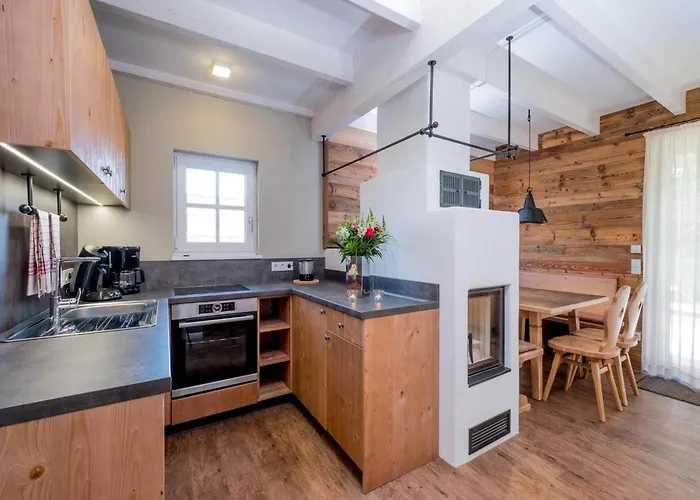 Cottages, Turf House בית נופש