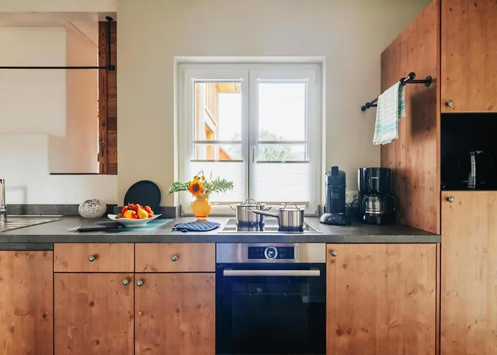 Cottages, Turf House 度假居 *